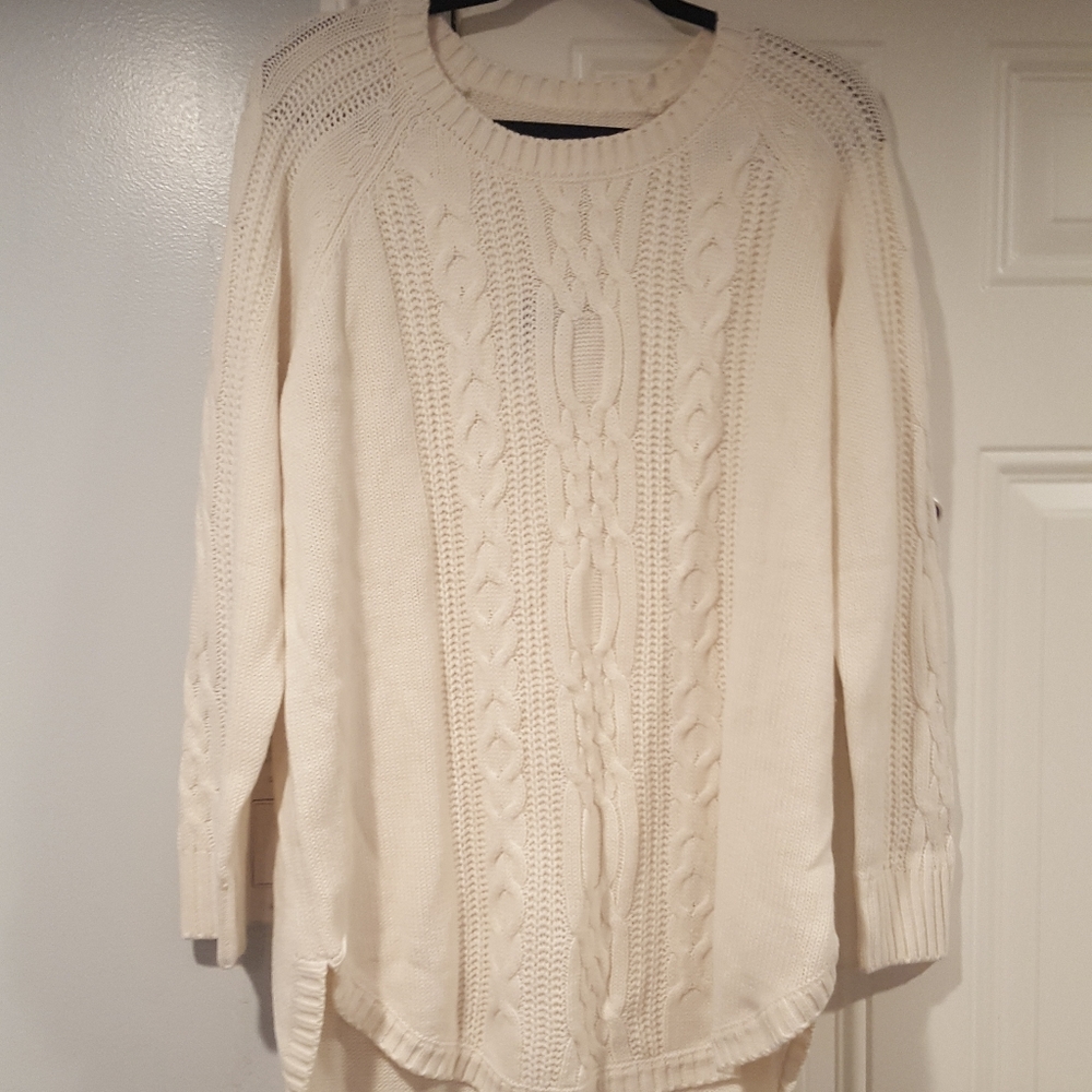 NWT Arizona Cashmere Junior Plus Crewneck Sweater